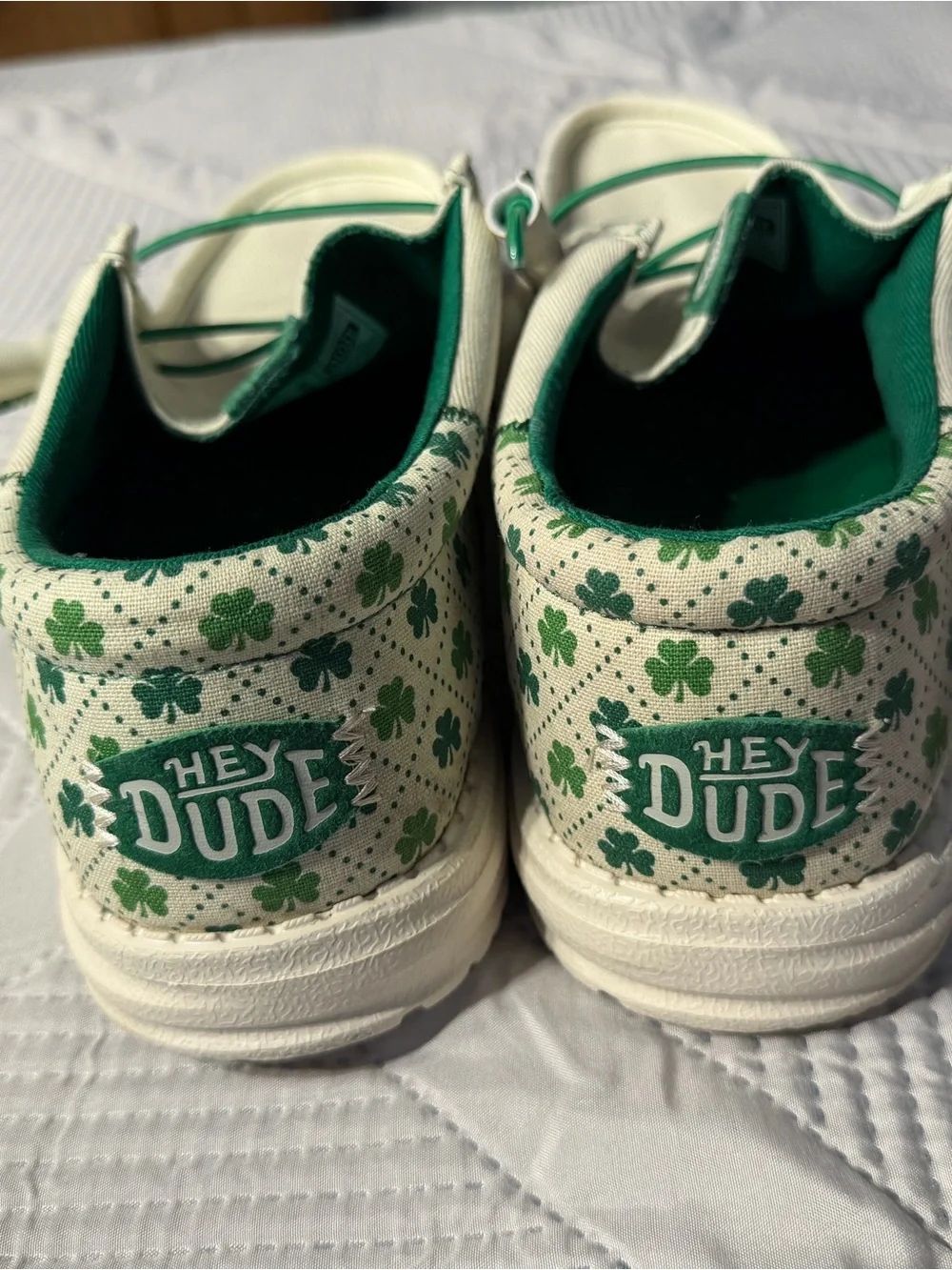 Hey Dude Mens Sz 11 White Canvas Sneakers with Green Shamrocks & Green Pull Tabs
